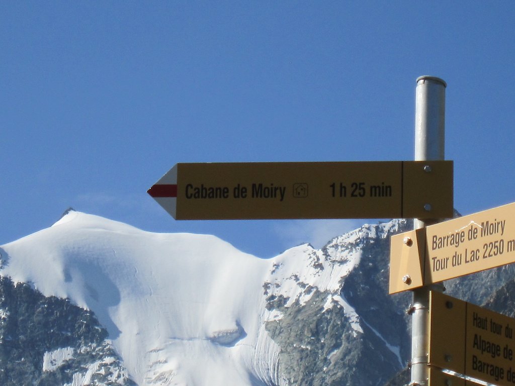 Cabane de Moiry