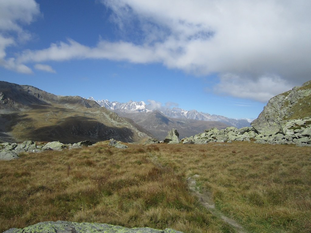 Cabanes Valsorey, Vélan