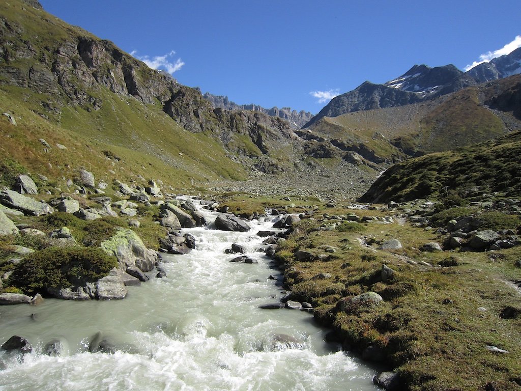 Cabanes Valsorey, Vélan