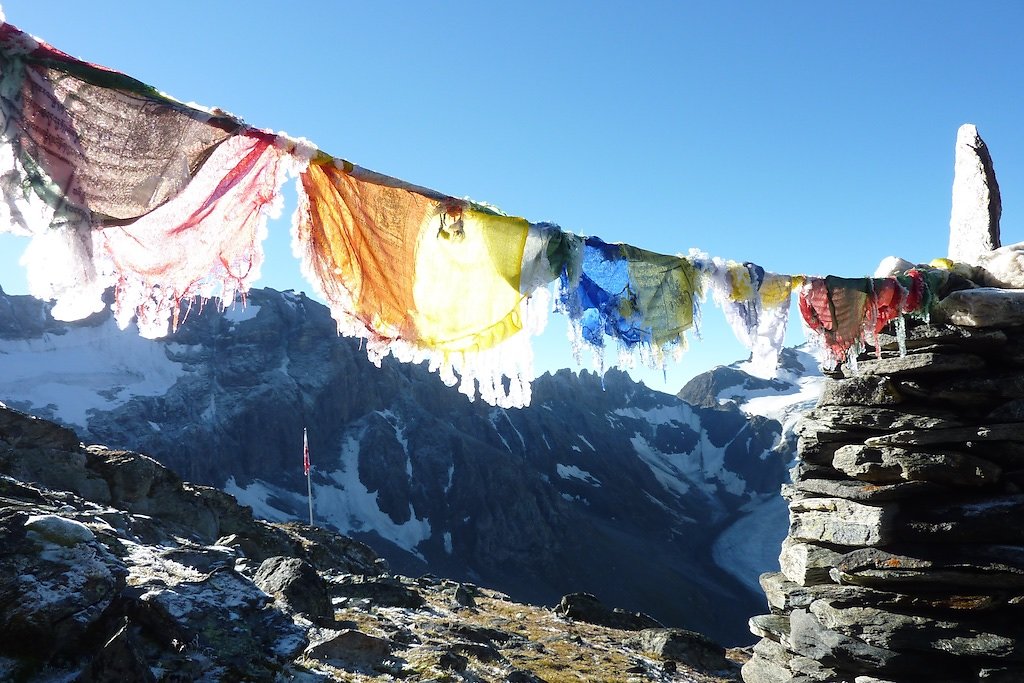 Cabanes Valsorey, Vélan