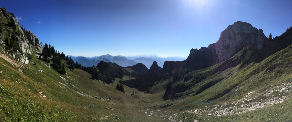 Salavène, Lac d'Arvouin, Sevan, Col d'Outanne, Col de Sevan, Torgon (22.08.2017)