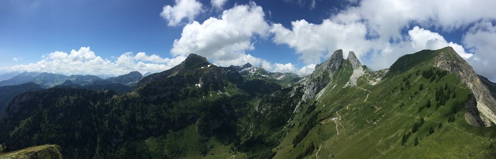 Le Flon, Lac de Taney, Le Grammont et Alamont (07.07.2018)