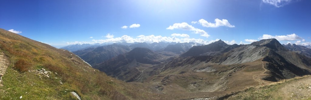 Oberalppass, Pazolastock, Badushütte (09.09.2018)