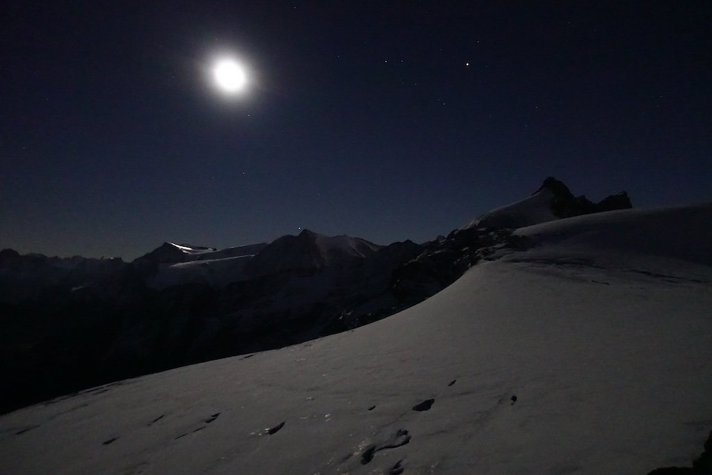 Igloo des Pantalons Blancs par les Rochers du Bouc (20-21.10.2018)