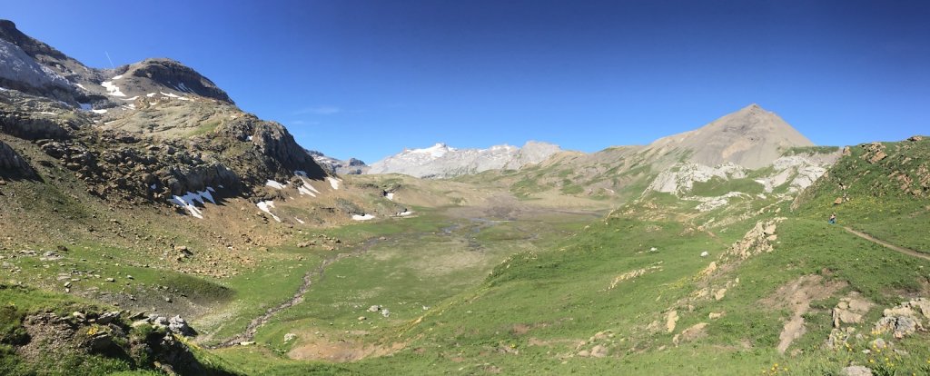 Barrage de Zeuzier, Plan des Roses, Col du Rawil, Wildstrubelhütte, Plaine Morte (04.08.2019)