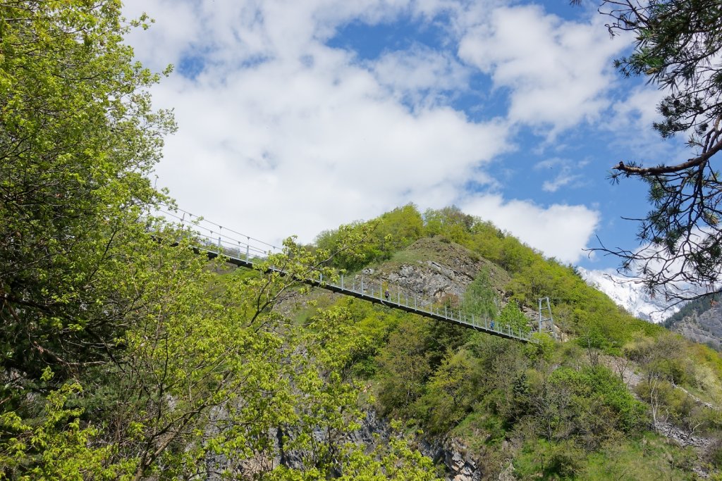 Saillon, Passerelle à Farinet (25.04.2024)