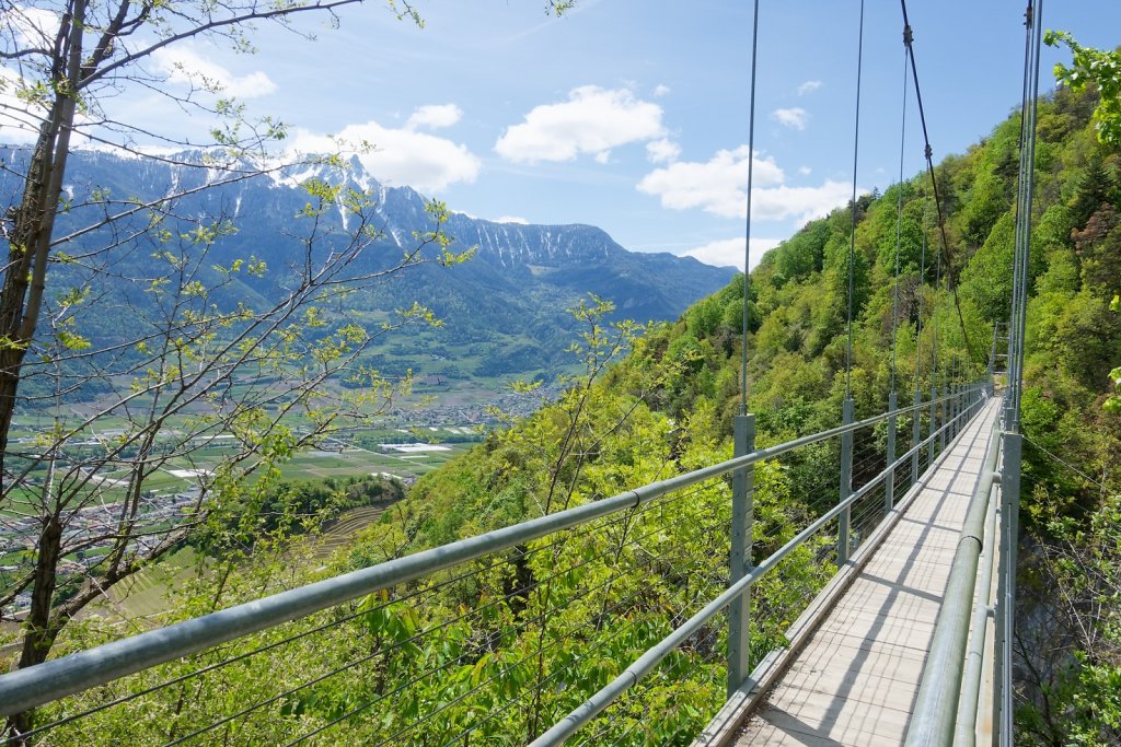 Saillon, Passerelle à Farinet (25.04.2024)